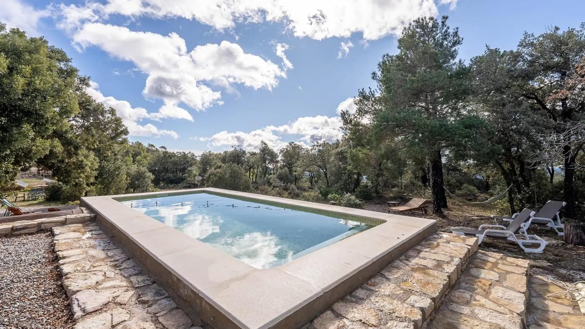 Casa vacanze Spacious House With Private Pool In Rojals, For 12 People