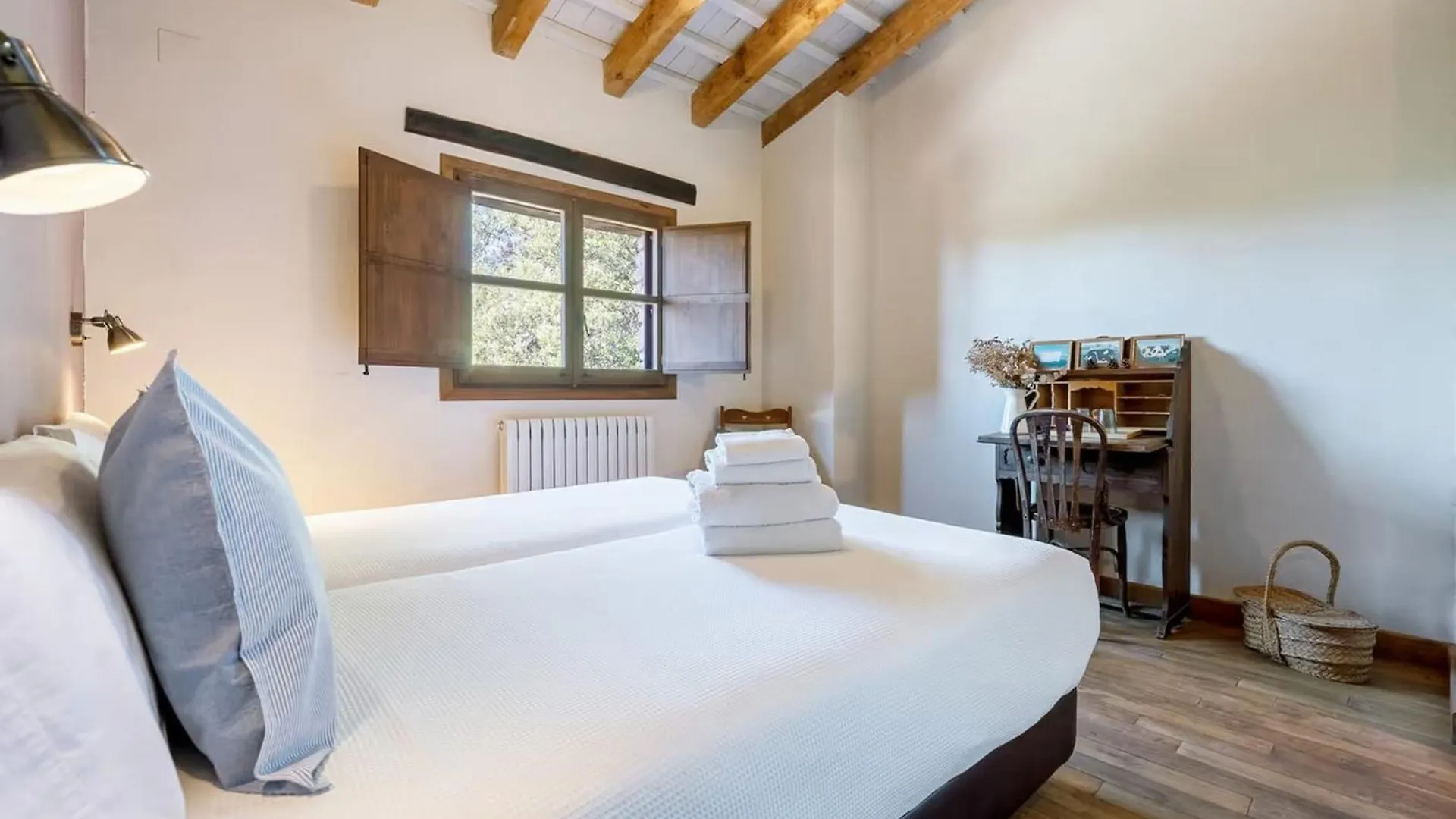 Spacious House With Private Pool In Rojals, For 12 People Holiday home Rojals