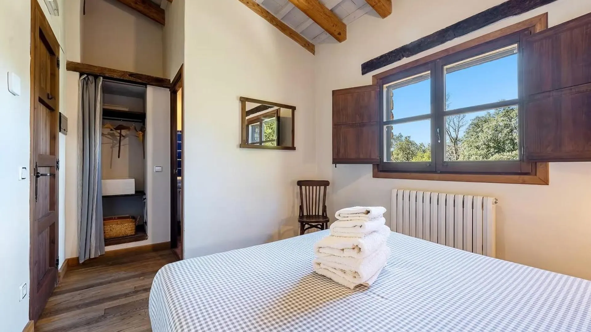 Spacious House With Private Pool In Rojals, For 12 People 0*, Rojals